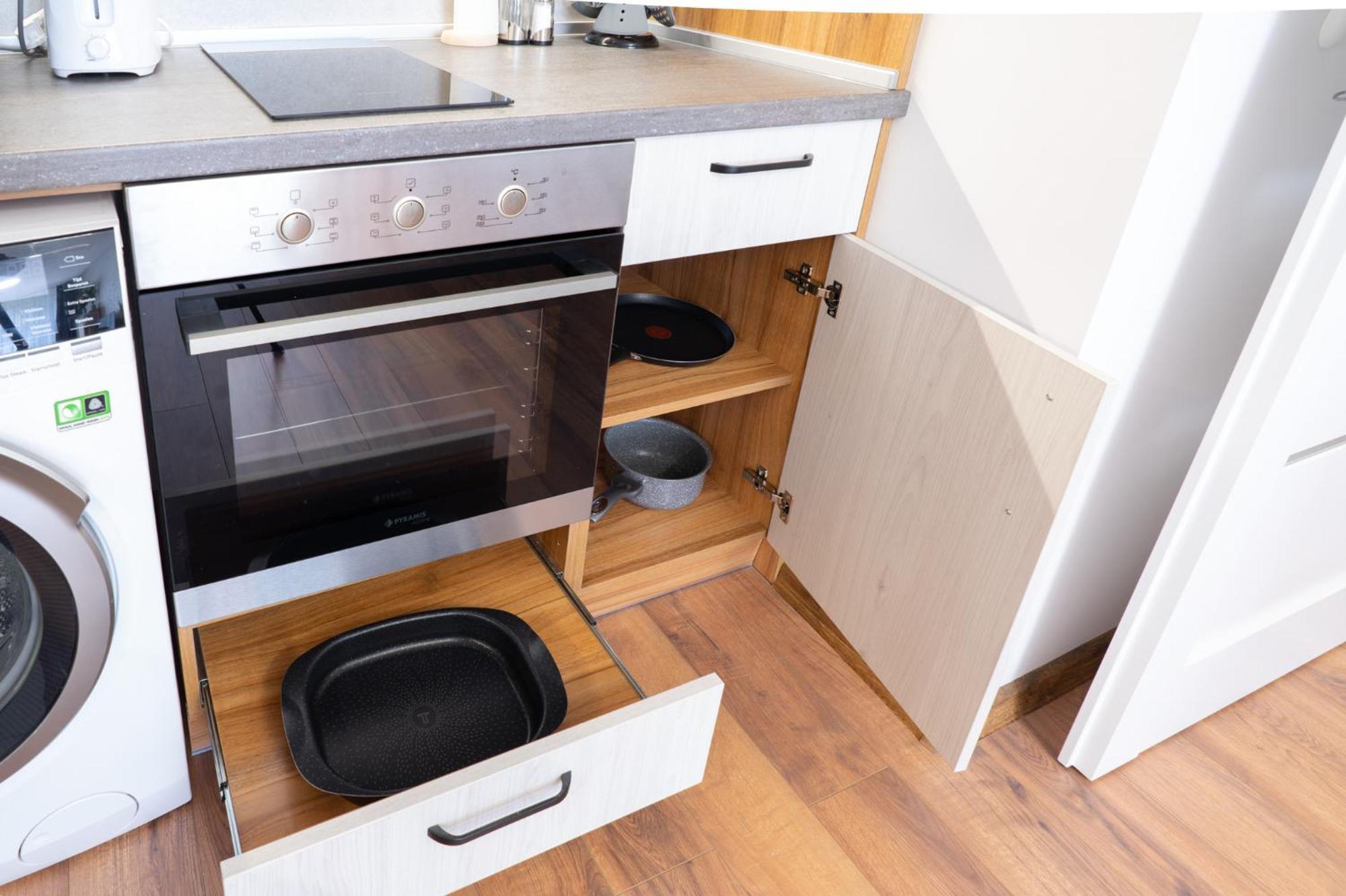New Modern & Cozy Apartment With Free Private Parking And Ev Charging Station Varna Eksteriør billede