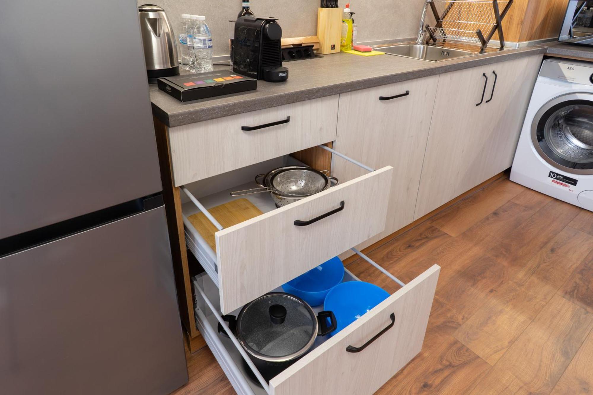 New Modern & Cozy Apartment With Free Private Parking And Ev Charging Station Varna Eksteriør billede